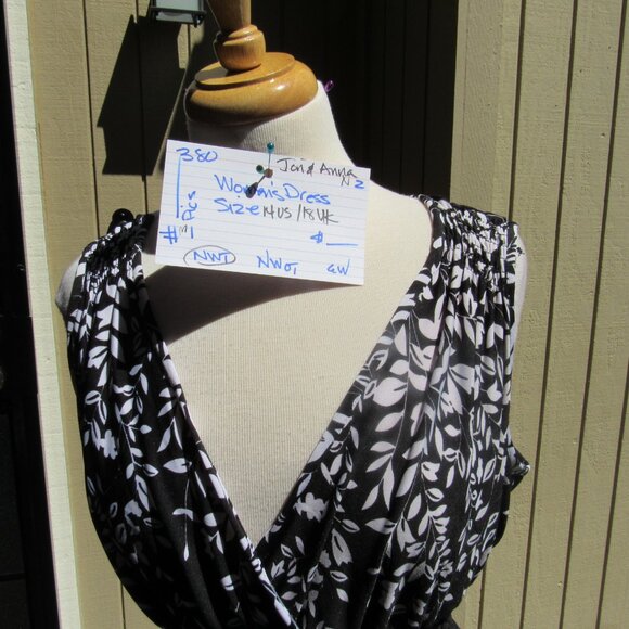 #380  NEW WOMEN'S LONG SUMMER DRESS BY JON & ANNA  (SIZE 14US / 18UK) - Picture 3 of 4